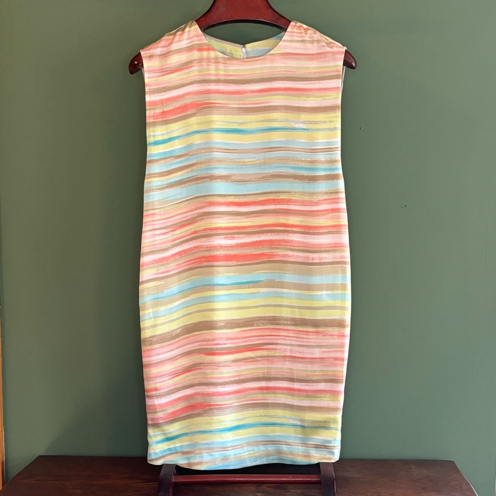ANNE KLEIN: Silk Sleeveless Shift Dress